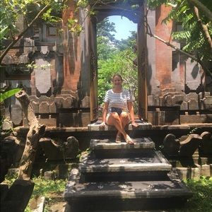 Meet your Posher, Lorena